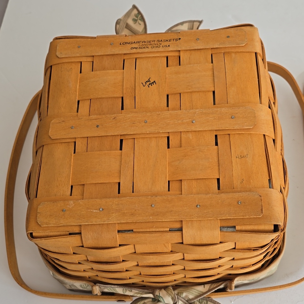 Longaberger Vintage Cake Pie Woven Basket Fabric Plastic Liner Wood Stand Cover - Picture 16 of 17